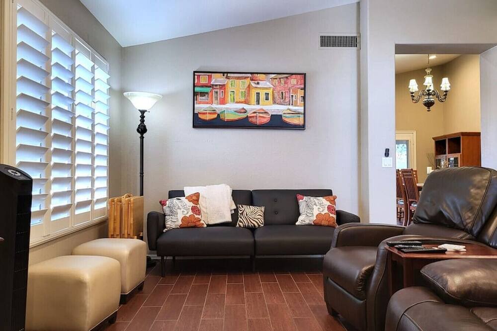 Photo of Others in Ahwatukee Foothills