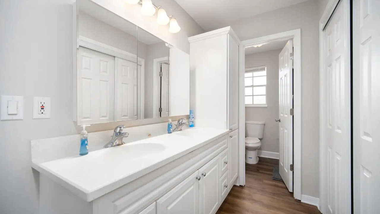 Photo of Others in Orange Park