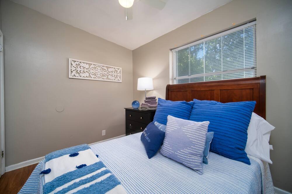 Photo of Bedroom in Cedar Hills