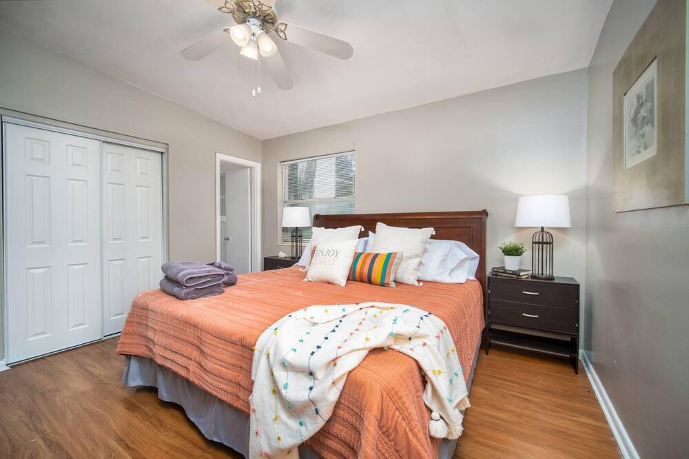Photo of Bedroom in Cedar Hills