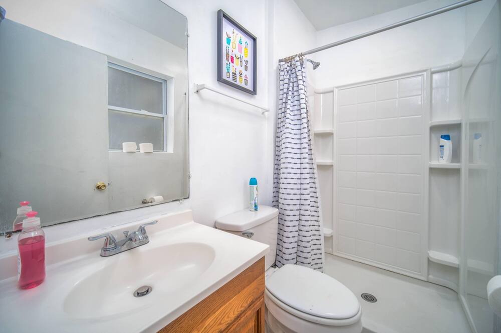 Photo of Bathroom in Cedar Hills