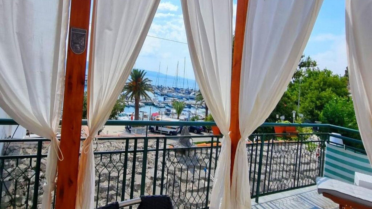 Photo of Others in Baska Voda