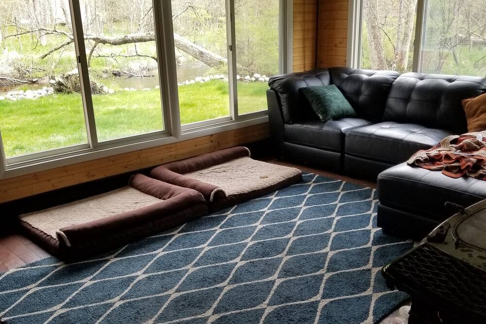 Photo of Livingroom in Baldwin