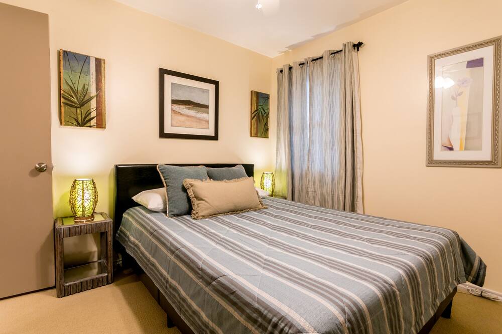 Photo of Bedroom in South Manchaca