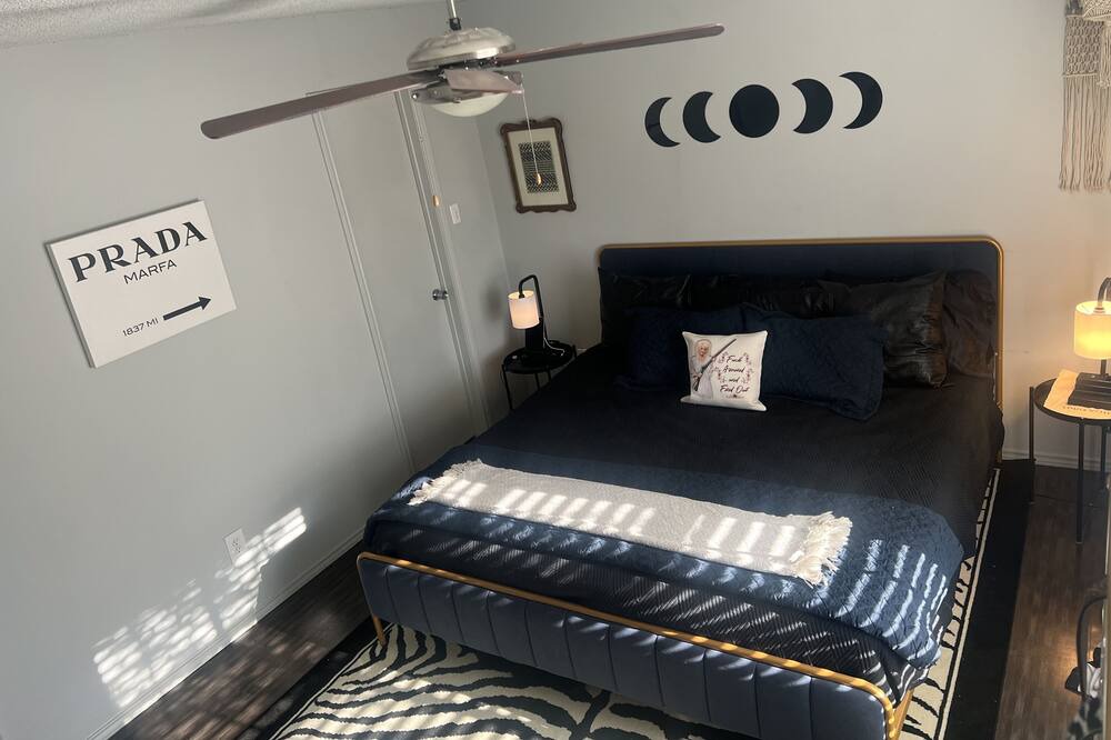 Photo of Bedroom in Parker Lane