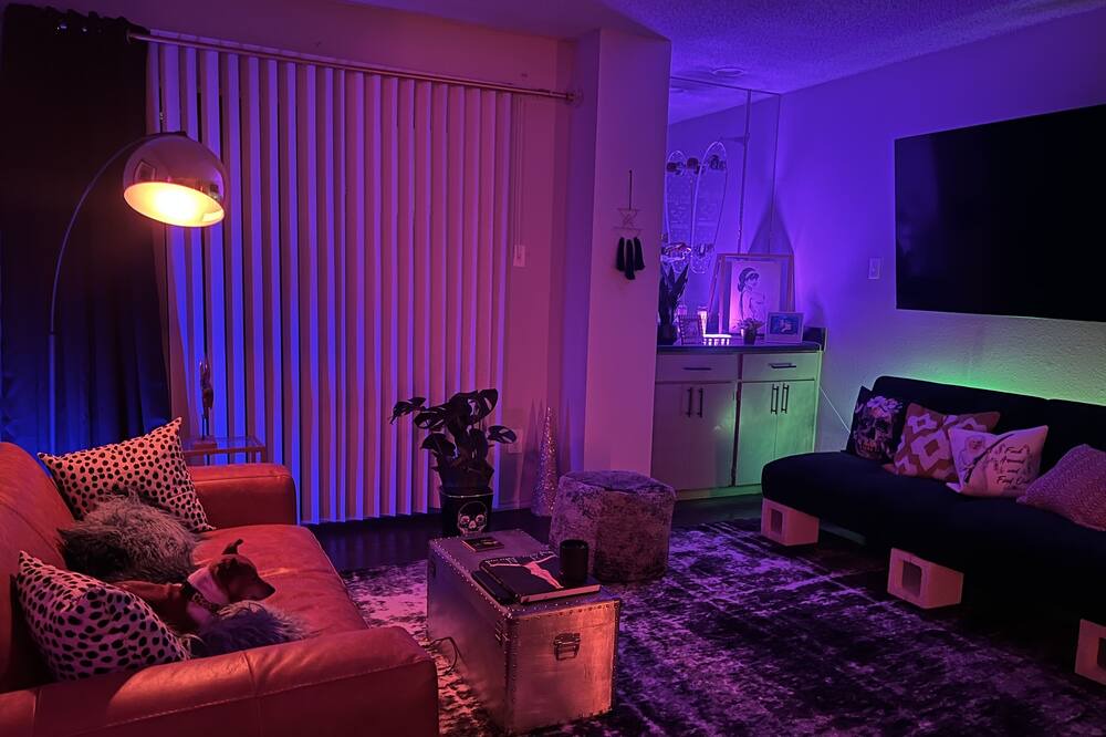 Photo of Livingroom in Parker Lane