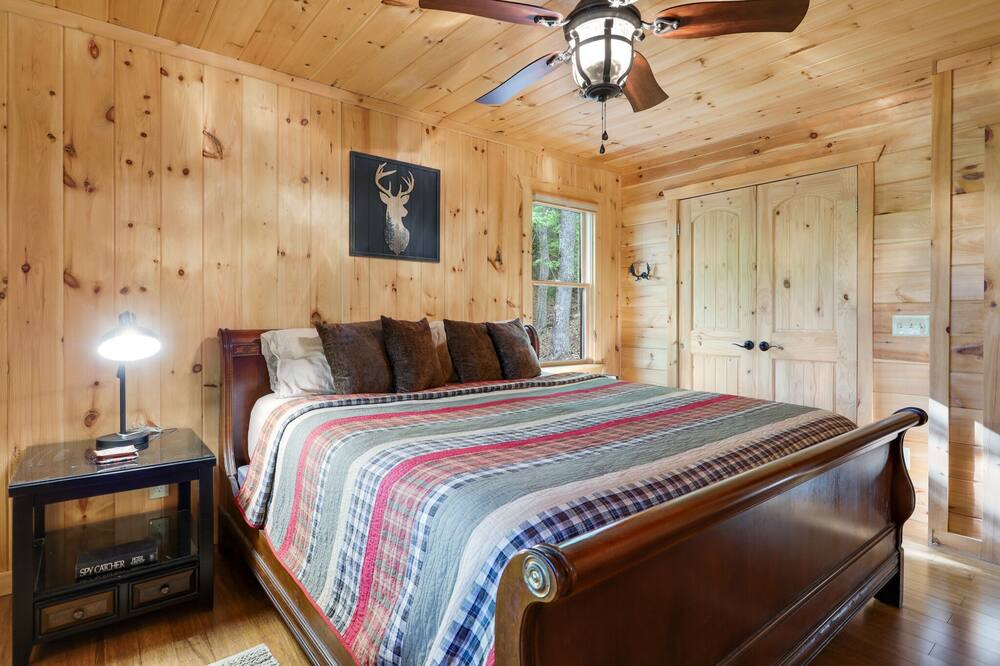 Photo of Bedroom in Morganton
