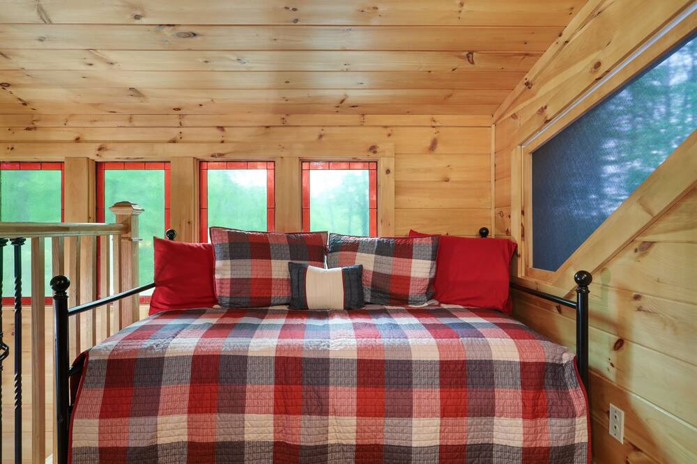 Photo of Bedroom in Morganton