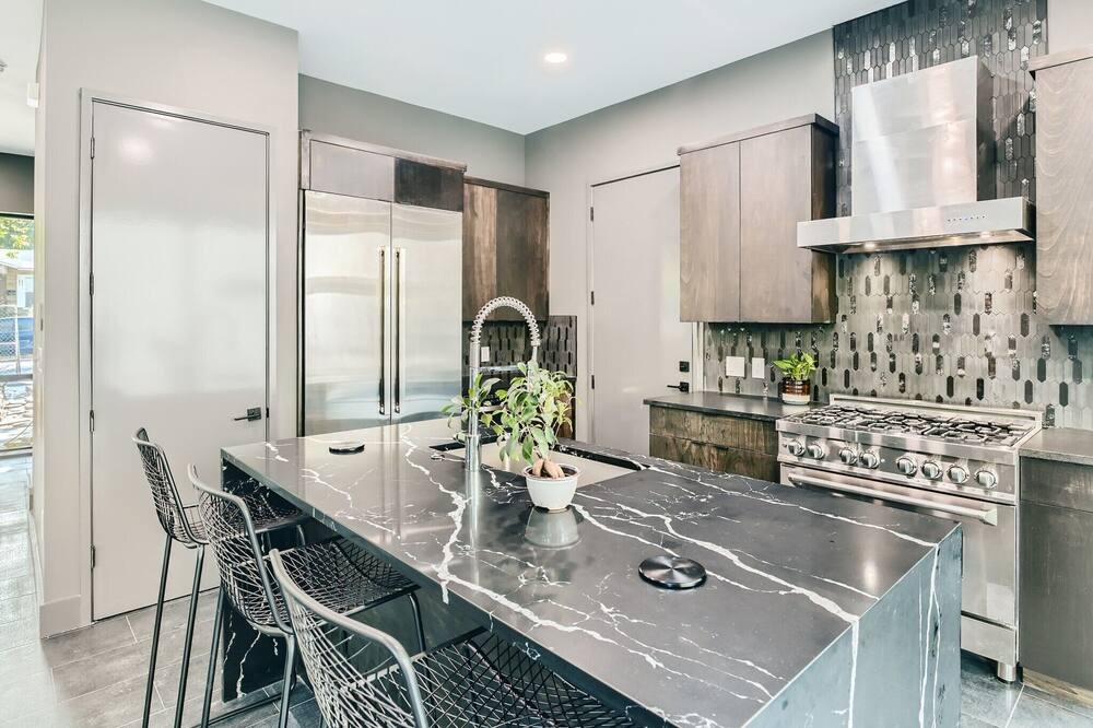 Photo of Kitchen in Chestnut