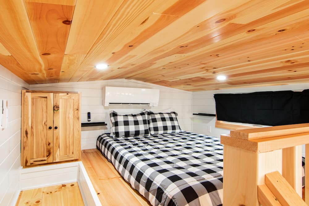 Photo of Bedroom in West Hickory