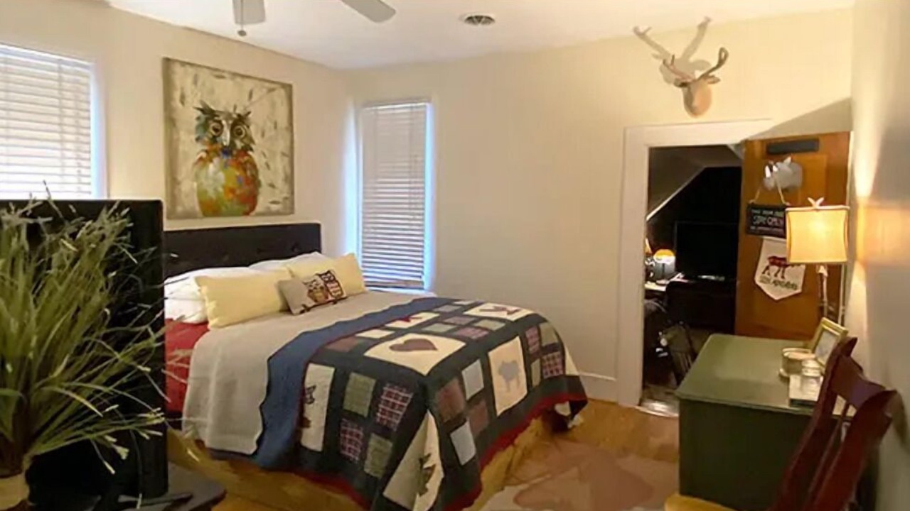 Photo of Bedroom in Marion