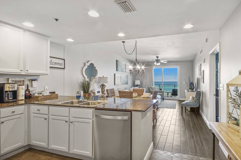 Photo of Kitchen in El Centro Beach