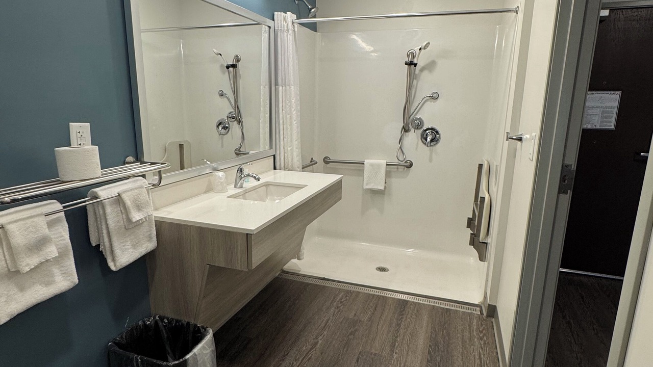 Photo of Bathroom in Orange Park