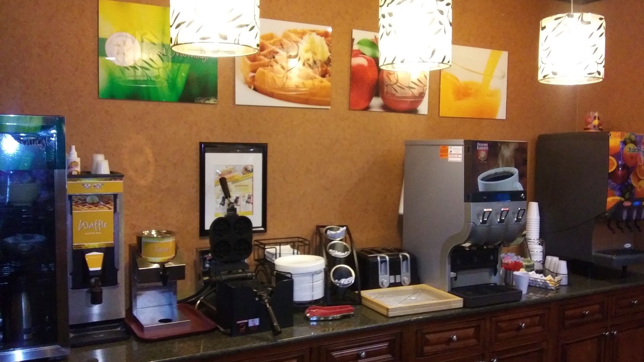 Photo of Others in Lindbergh Lawns