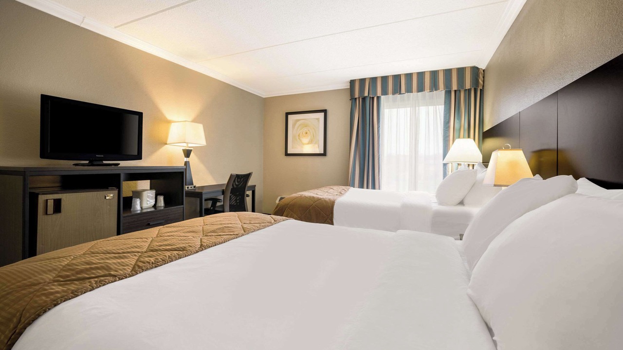 Photo of Others in Lindbergh Lawns