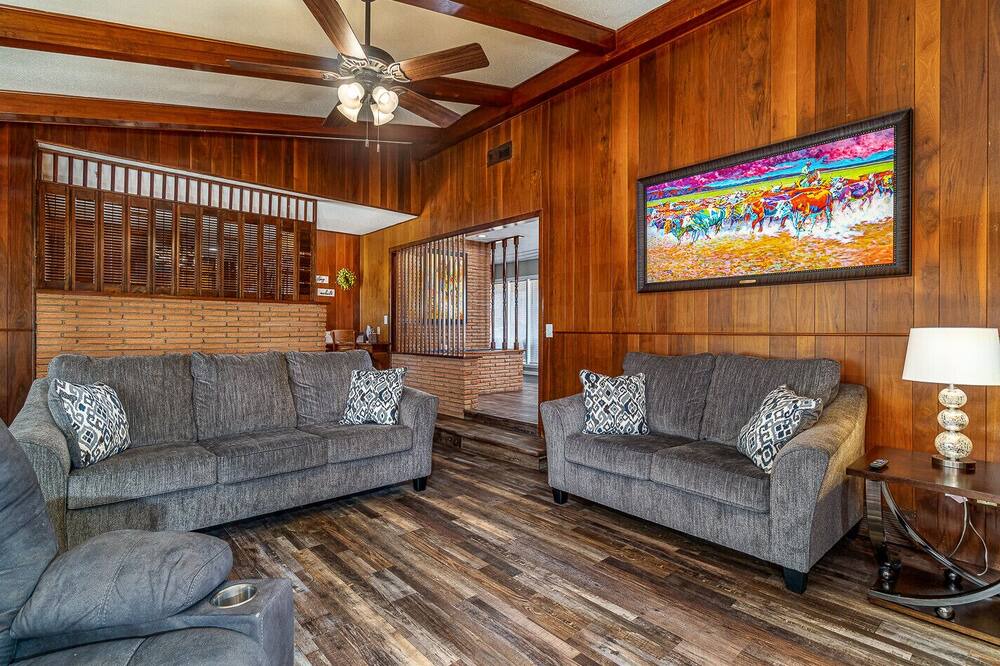 Photo of Livingroom in Tulia