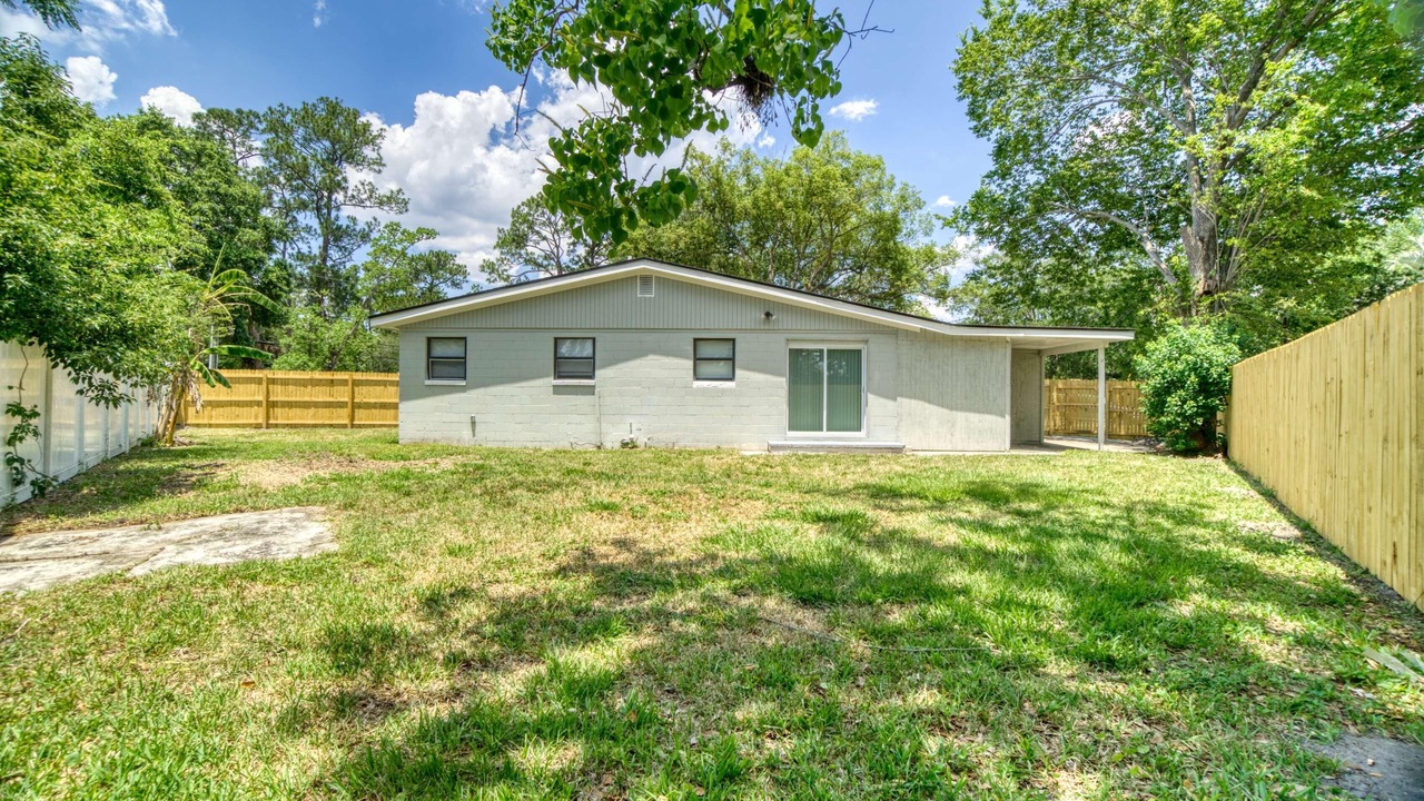 Photo of Outdoor in Englewood