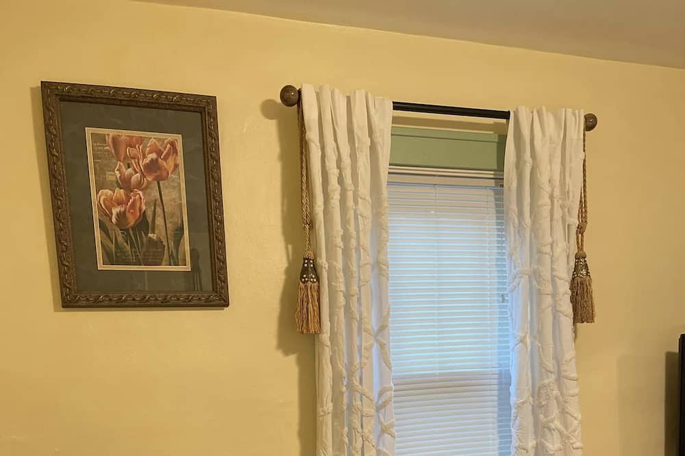 Photo of Livingroom in Ste Genevieve