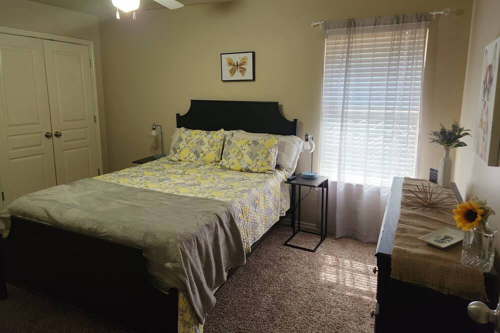 Photo of Bedroom in Edmond