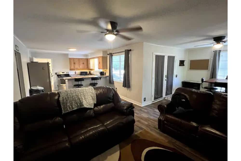 Photo of Livingroom in Waterford