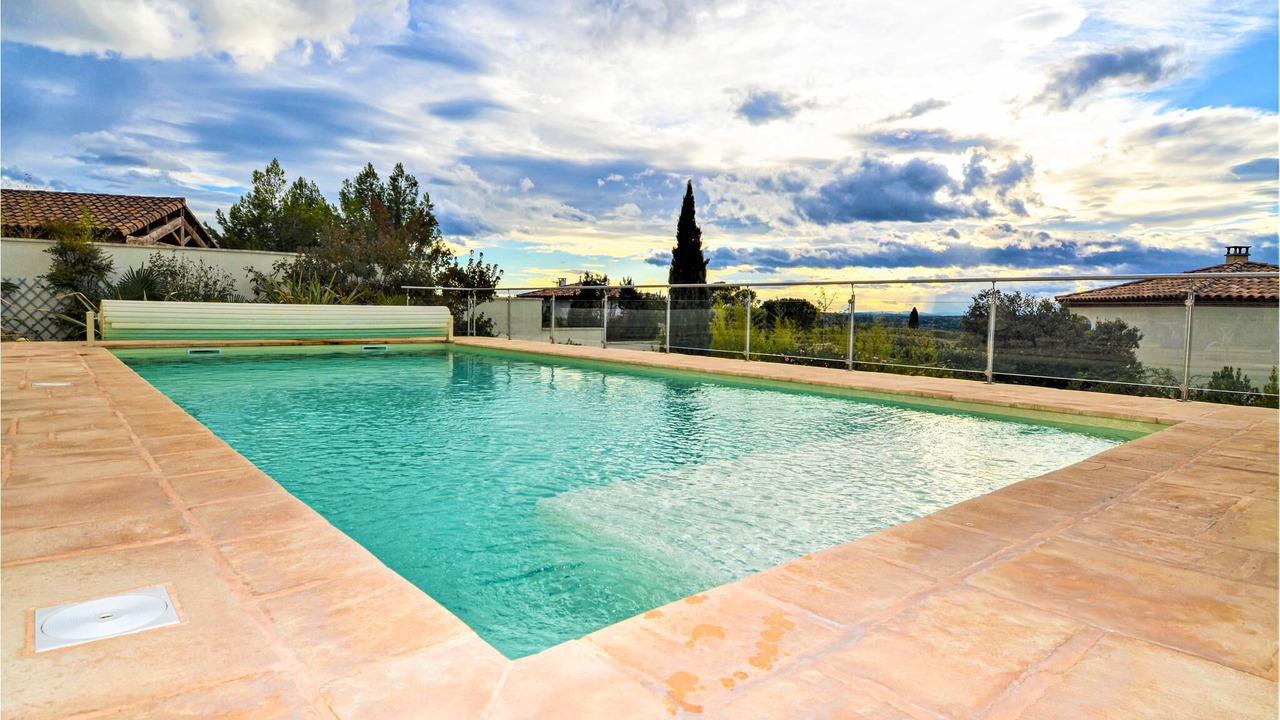 Photo of Outdoor in Saint-Hippolyte-de-Montaigu