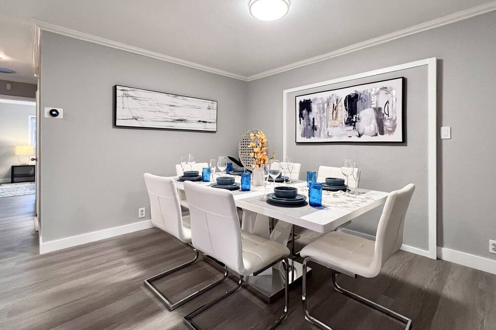 Photo of Others in Cambrian