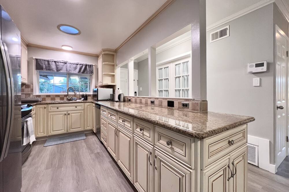 Photo of Kitchen in Cambrian