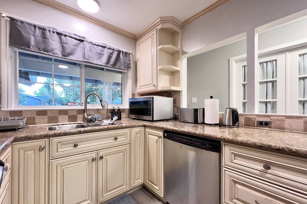 Photo of Kitchen in Cambrian