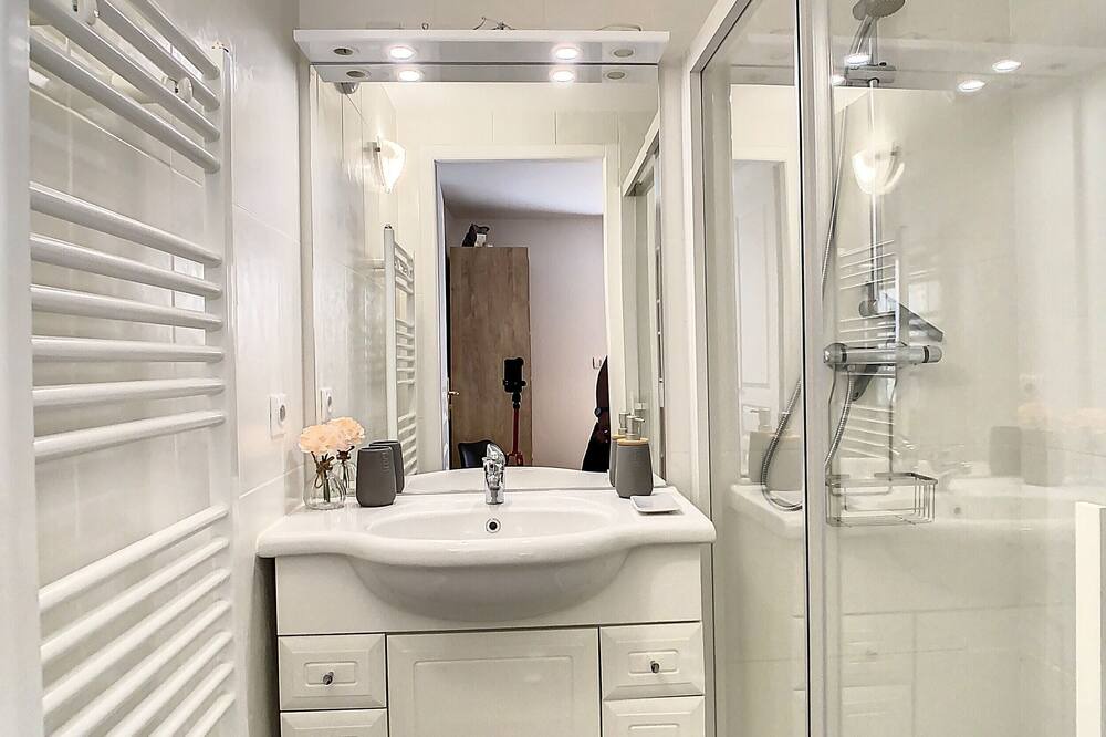 Photo of Bathroom in Amiens
