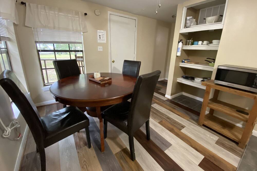 Photo of Kitchen in Willis