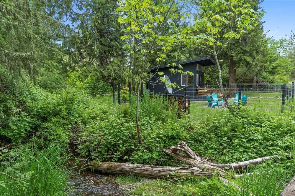 Photo of Others in McKenna