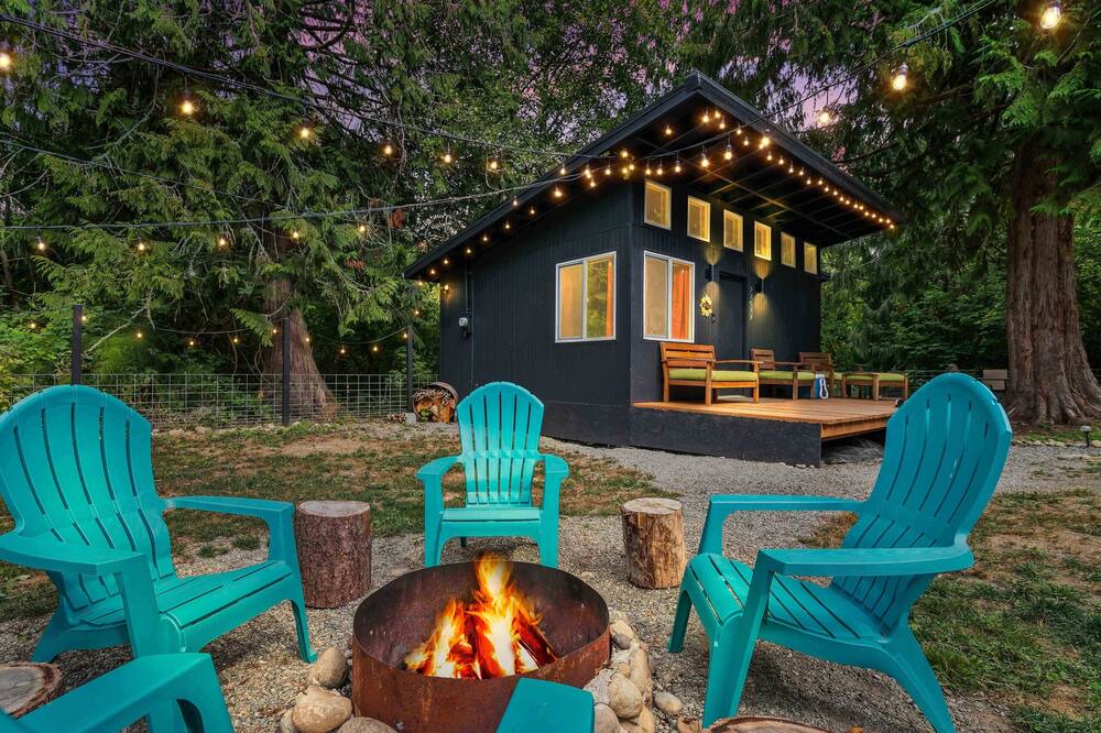 Photo of Others in McKenna