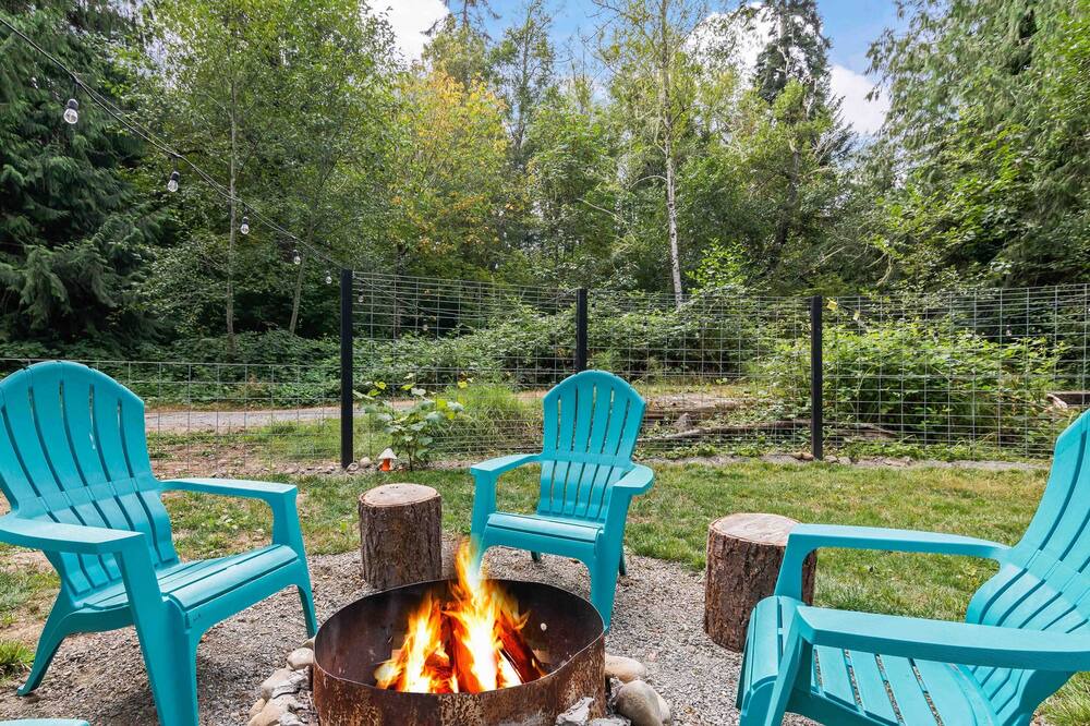 Photo of Others in McKenna