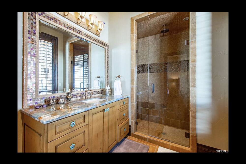 Photo of Bathroom in Deer Valley