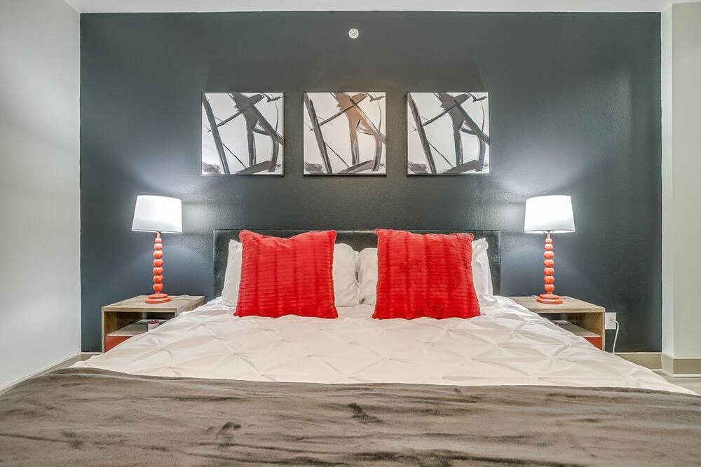 Photo of Bedroom in Deep Ellum