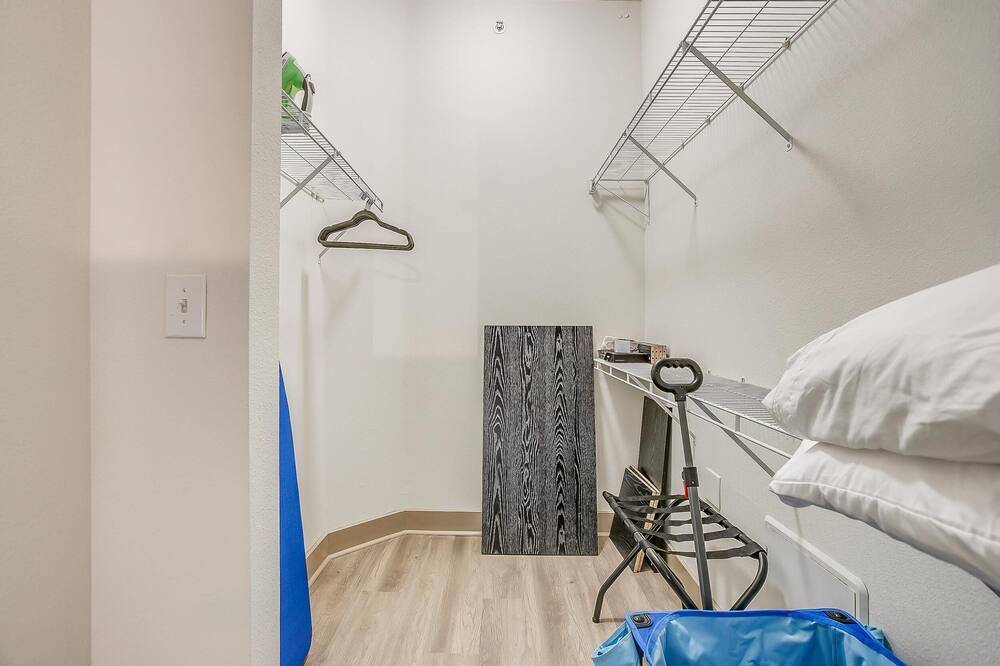 Photo of Bedroom in Deep Ellum