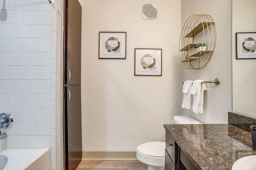 Photo of Bathroom in Deep Ellum