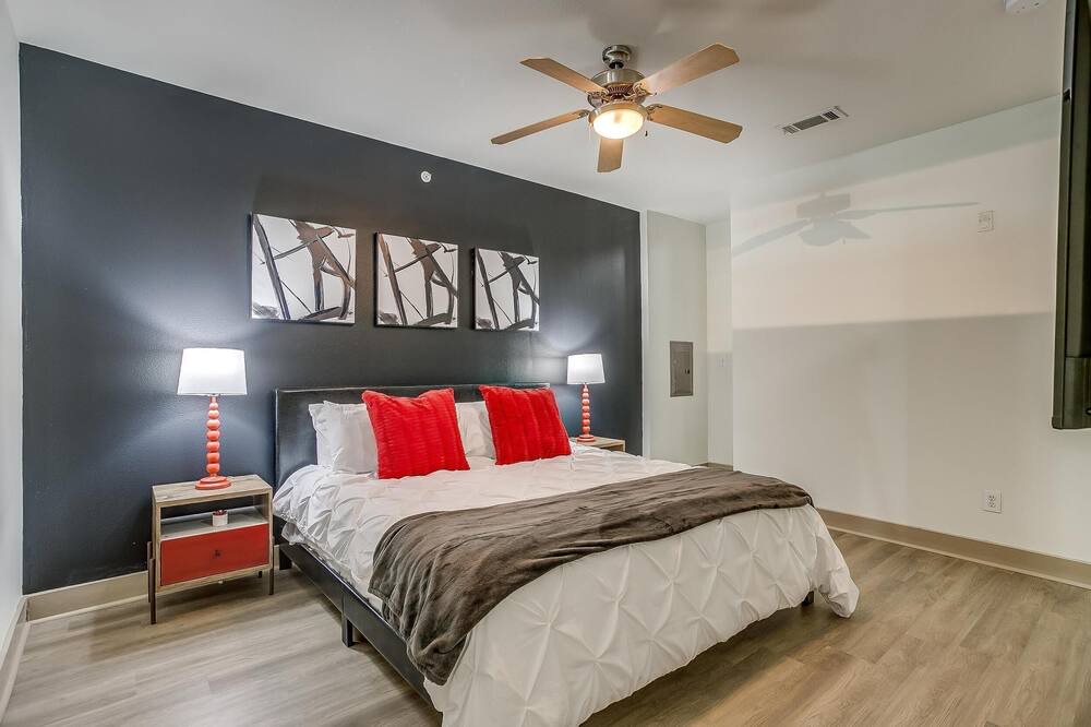Photo of Bedroom in Deep Ellum