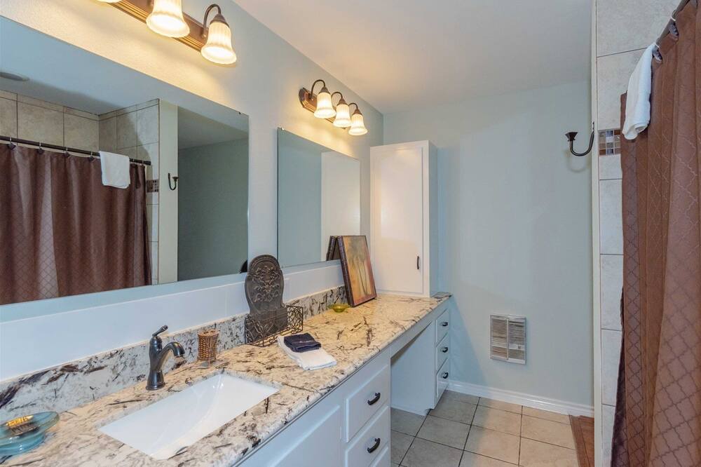 Photo of Bathroom in City-by-the Sea
