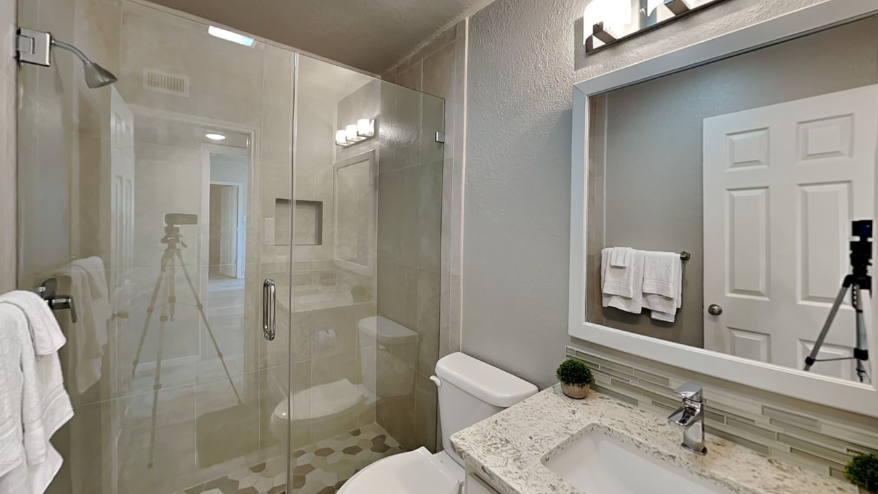 Photo of Others in Sailhouse