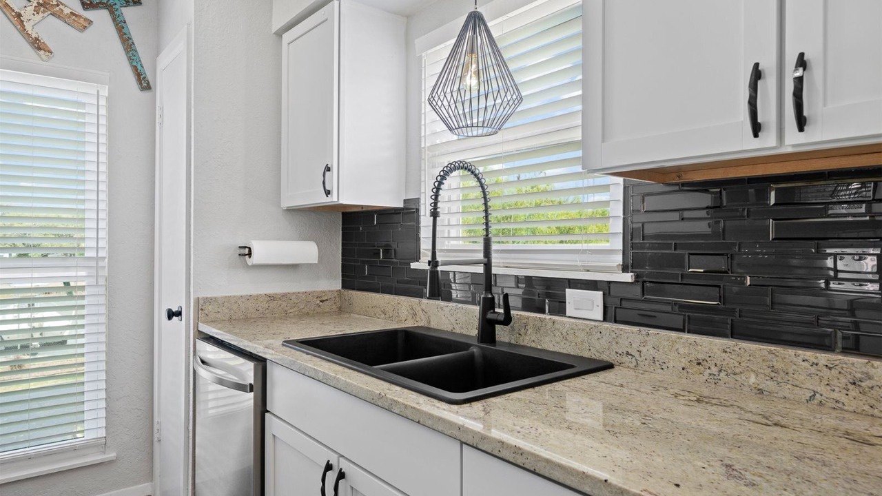Photo of Kitchen in Sailhouse