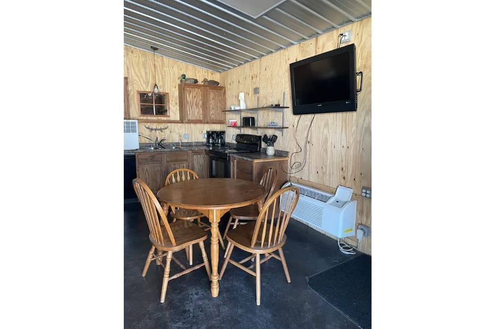 Photo of Others in Delaplaine