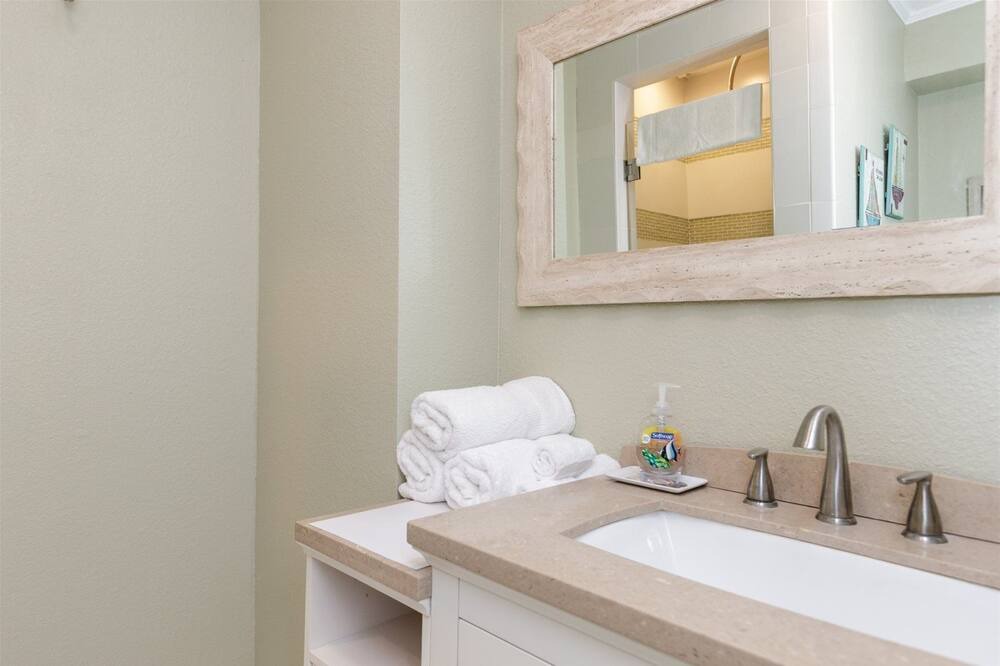 Photo of Bathroom in City-by-the Sea