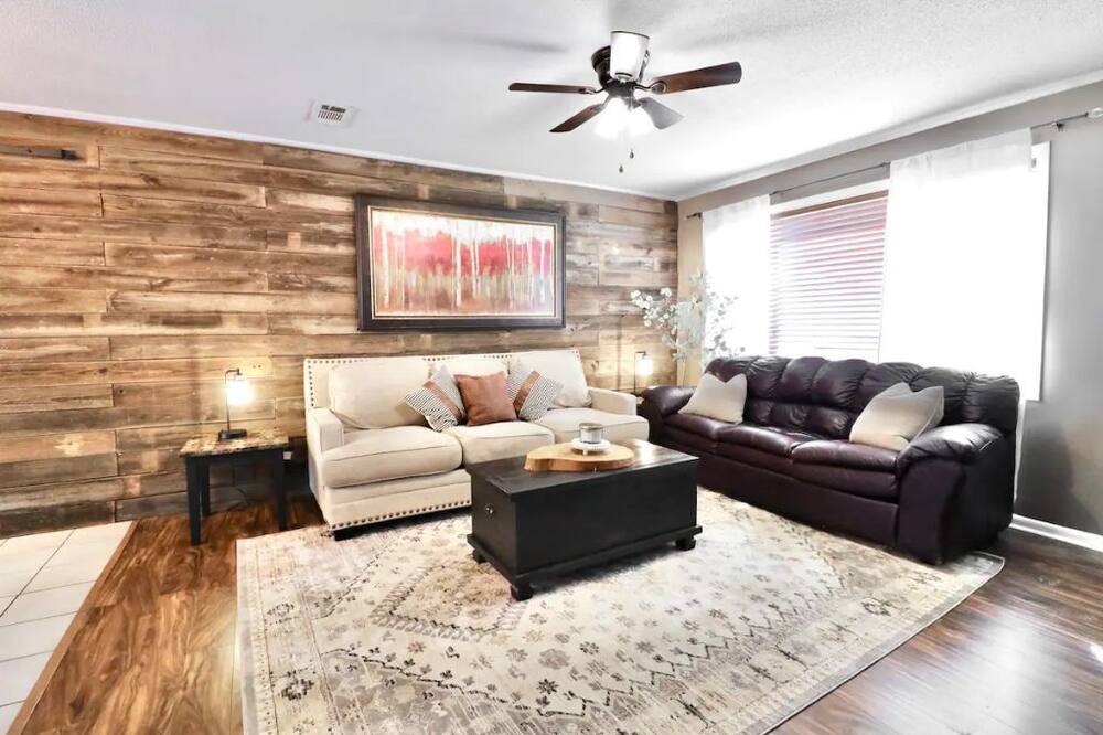 Photo of Livingroom in Bono