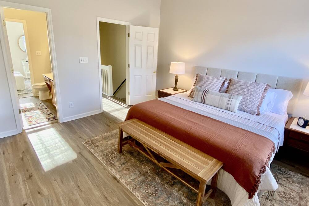 Photo of Bedroom in Whitsett
