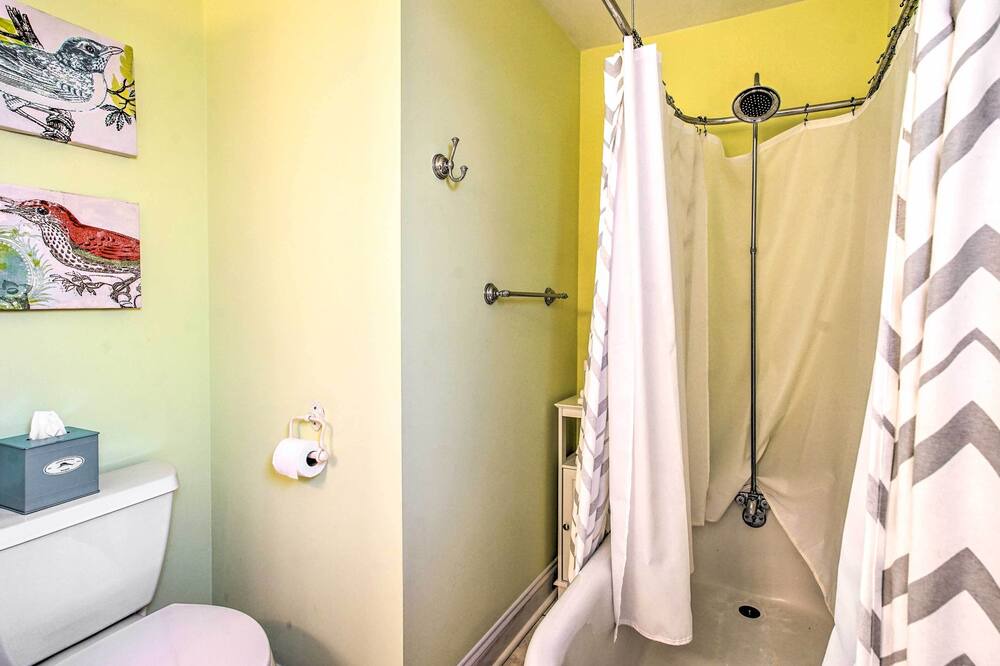 Photo of Bathroom in Dutton