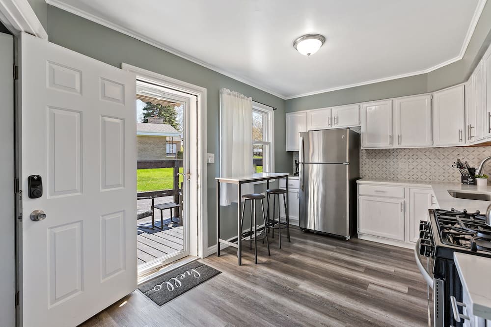 Photo of Bedroom in Lombard