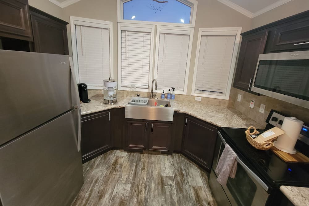 Photo of Kitchen in Cardinal Hills Estates