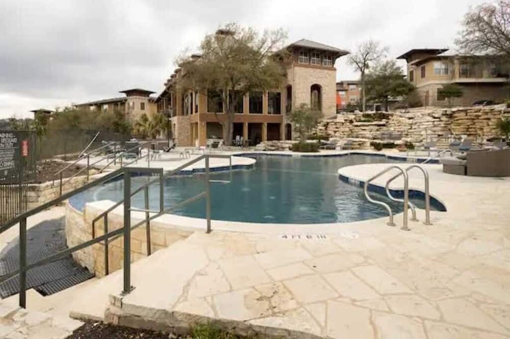 Photo of Others in McNeil