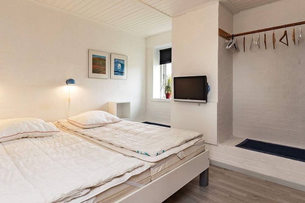 Photo of Others in Helnæs By